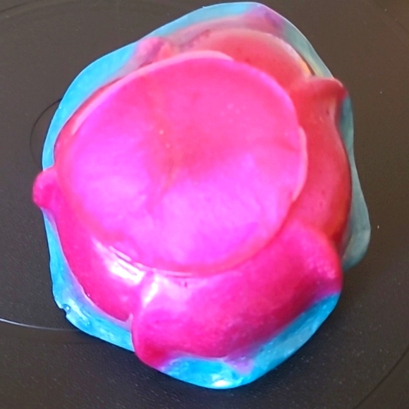 💍Handcrafted📿 Women's Resin Jelewry Holder - Picture 4 of 9